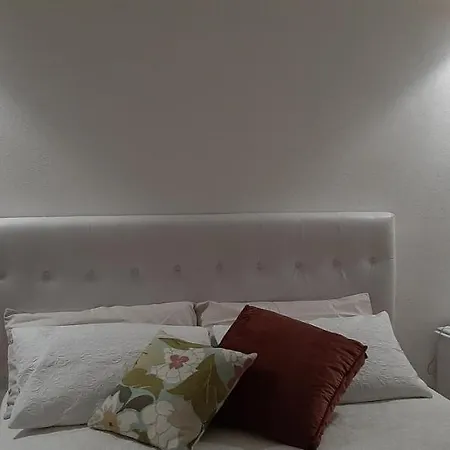 My Bed בית הארחה